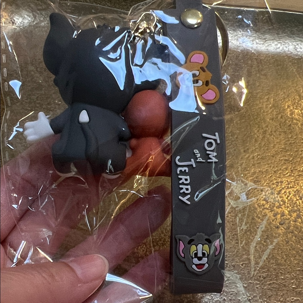 #1176+Tom and Jerry Keychain with Gray Strap 50+ Years Announcement - Picture 4 of 12